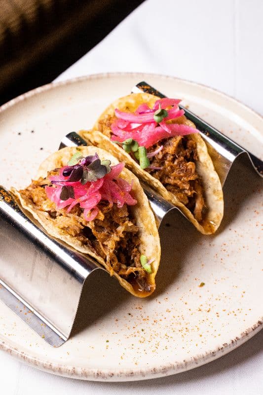 Tacos de Carrillera (2 und.)